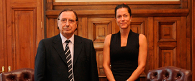 Superintendenta-de-Quiebras-se-reúne-con-presidente-de-la-Corte-Suprema2012-01-13